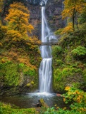 01-Beautiful-Falls-Multnomah-Falls